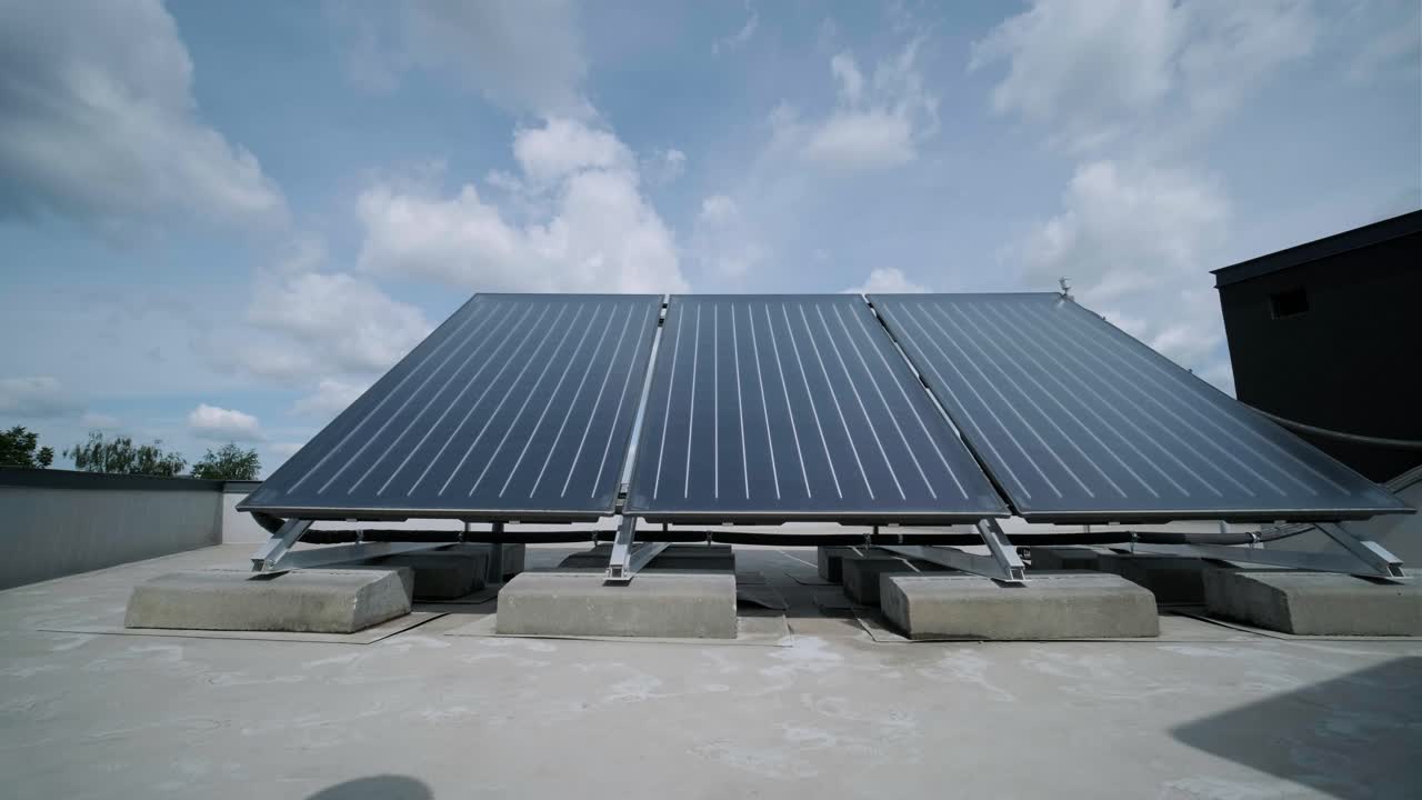 sistemas de calefacción, ventilación y aire acondicionado. bomba de calor en el techo