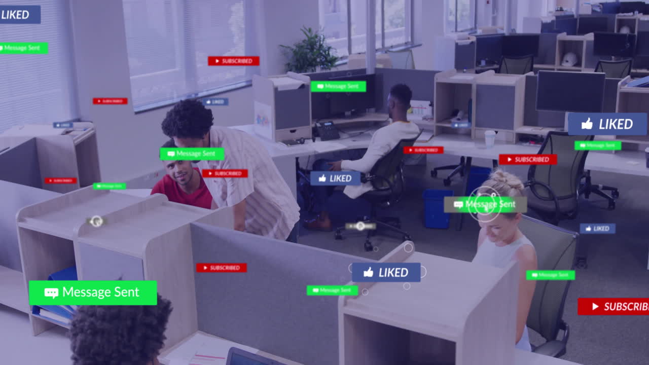 사무실에서 일하는 다양한 동료들에 대한 텍스트를 가진 소셜 미디어 아이콘의 애니메이션