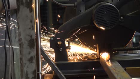 video of working circular saw with sparks