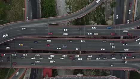 big highway with a traffic running all the