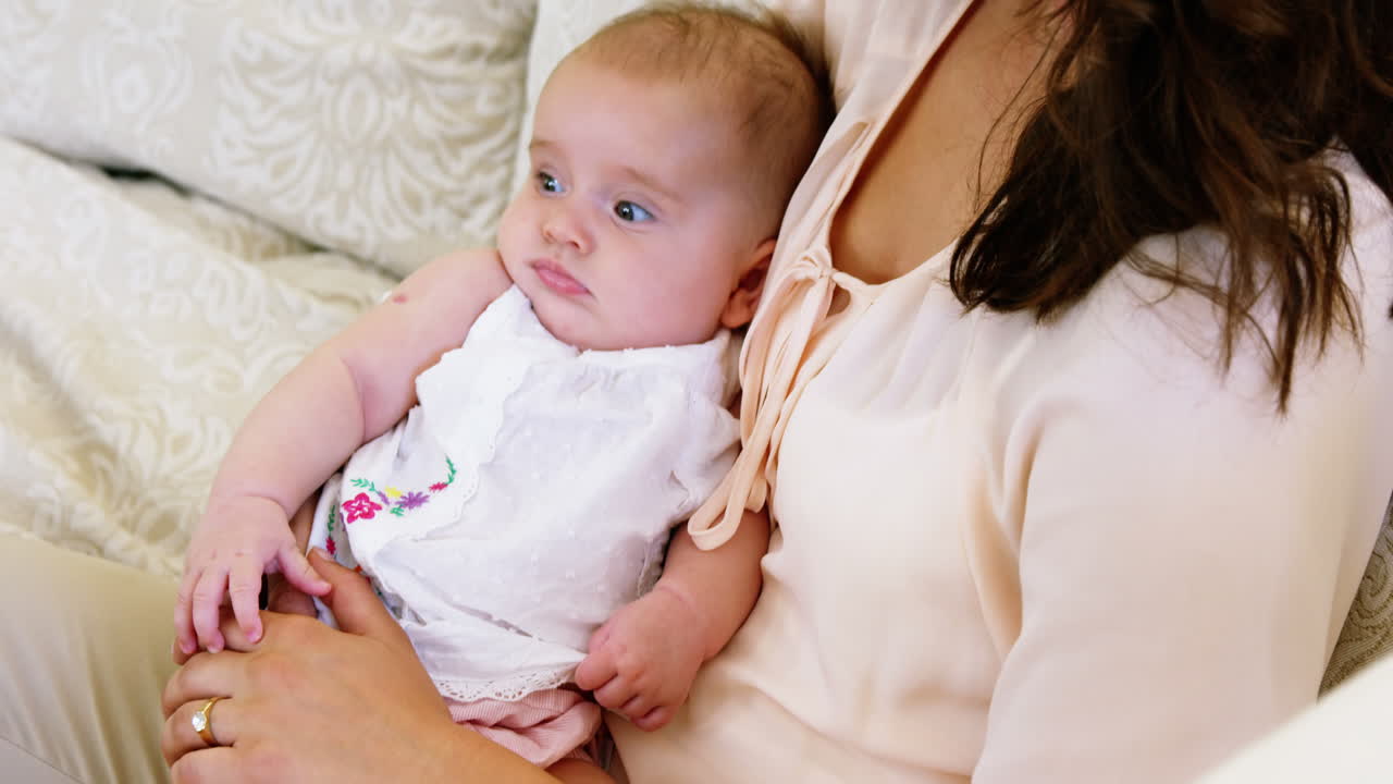 그녀의 아기와 엄마