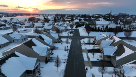 homes in community neighborhood in winter