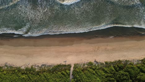 imágenes aéreas fijas en 4k de playa ventanas