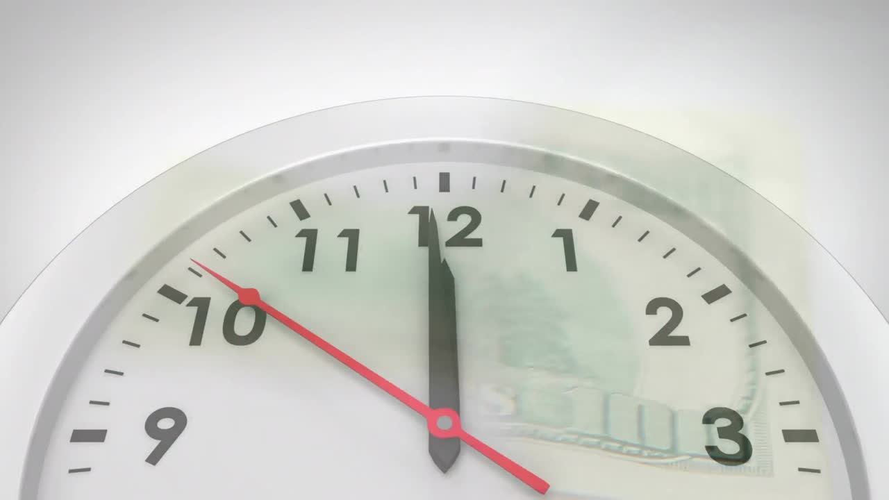 animación de un reloj sobre un billete de dólar sobre un fondo blanco