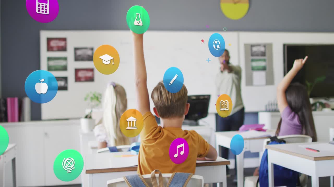 animación de iconos escolares sobre maestro afroamericano y niños levantando las manos en clase