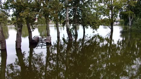 flood mitigation in baja, mobile dam deployed on danube for added protection