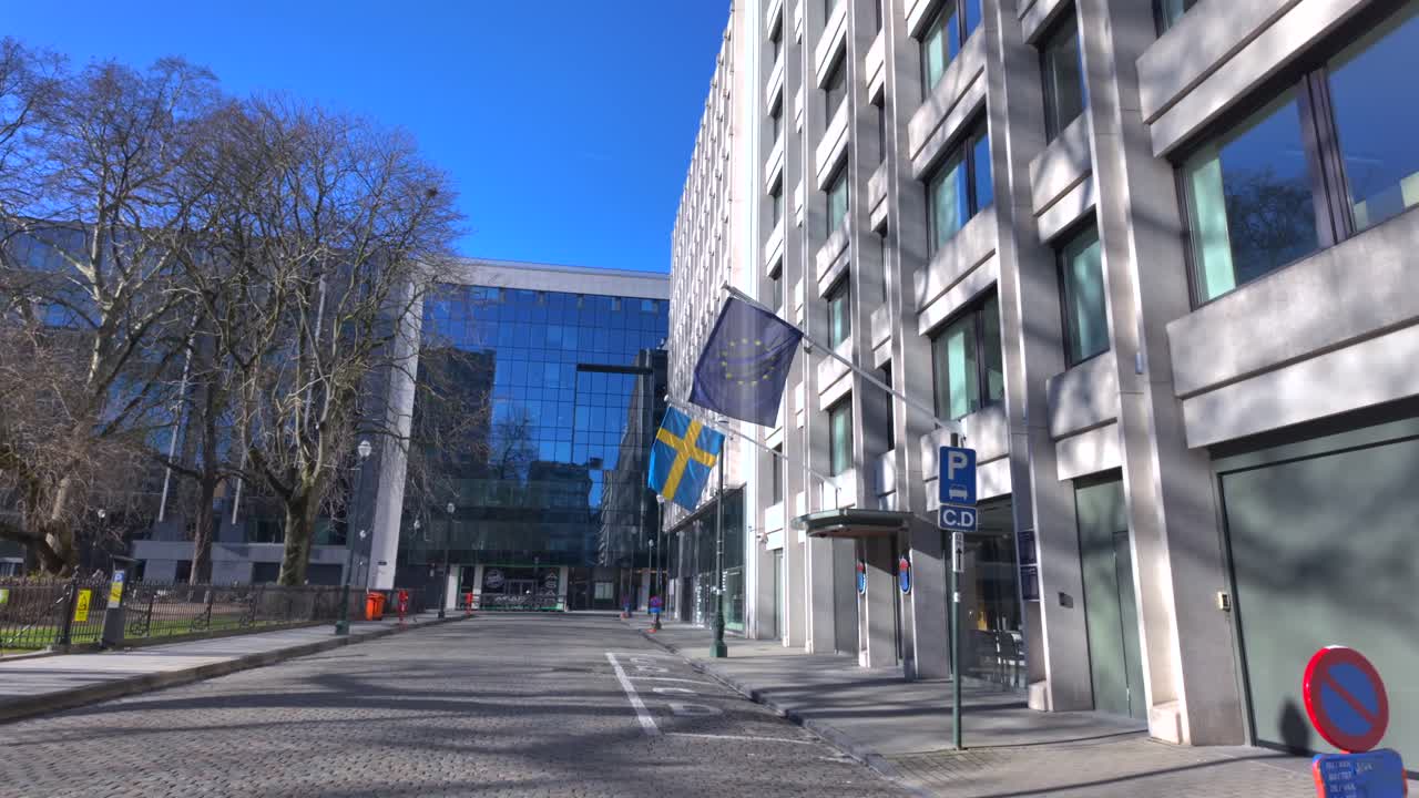 Consulate General of Sweden in Brussels with EU and Swedish flags