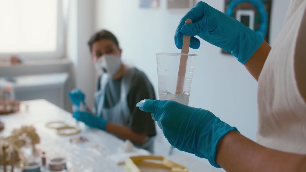 Resin Art Workshop: Mixing Resin