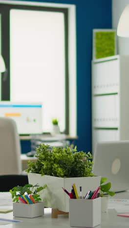 vertical video brainstorm area in business center with nobody in it