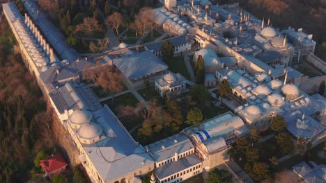 Video-De-Drones-De-Estambul-Turquía-En-El-área-De-Sultanahmet-Con-Mezquitas-Turísticas