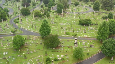 antena ascendente del cementerio de hollywood en richmond, virginia, ee.uu.