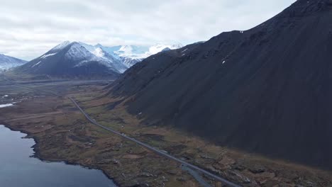 Road-and-mountains-on-seashore