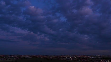 golden hour to twilight timelapse of sky in suburbs of toronto, canada