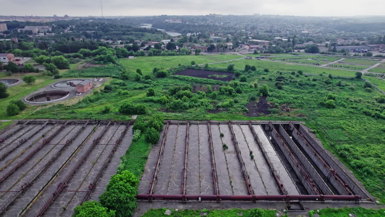 도시 폐기물 관리, 하수 및 수처리 시설