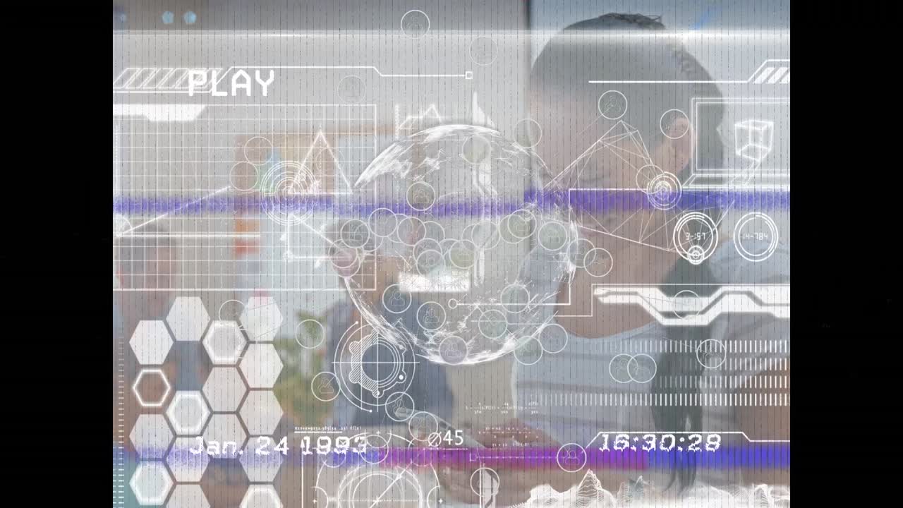 efecto de falla de vhs sobre el globo giratorio contra una chica asiática que usa un teléfono inteligente en el laboratorio