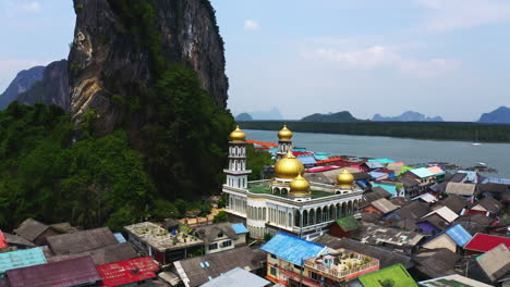 Mosque-with-golden-spires,-Ko-Panyi-island-floating-village,-Thailand