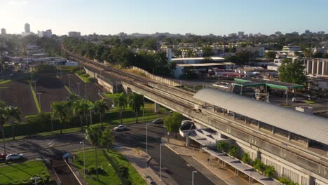 Urban-Train-In-Puerto-Rico-1,-Adrenaline-Films-4k-30fps-|-Vuelo-De-Drone-Cinematográfico-Urban-Train-Fpv-En-Puerto-Rico,-Adrenaline-Films-4k-30fps