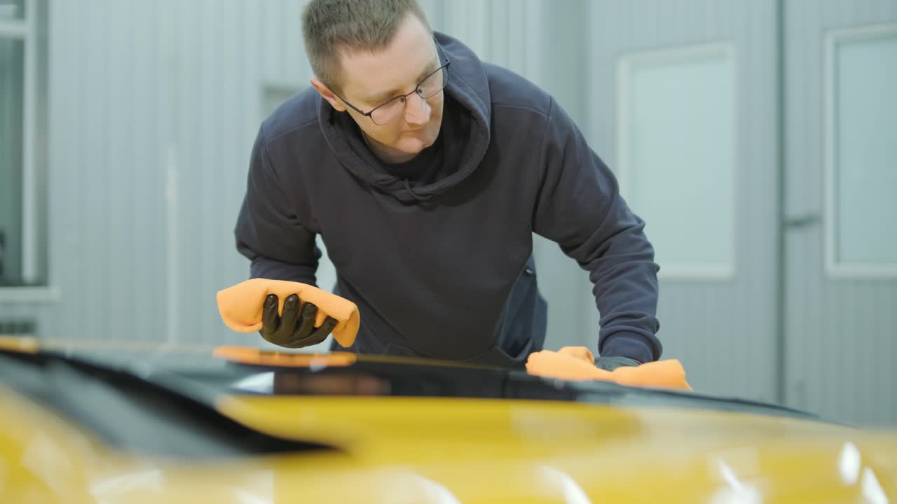 Professional Car Detailing – Washing, Ceramic Coating, and Interior Cleaning