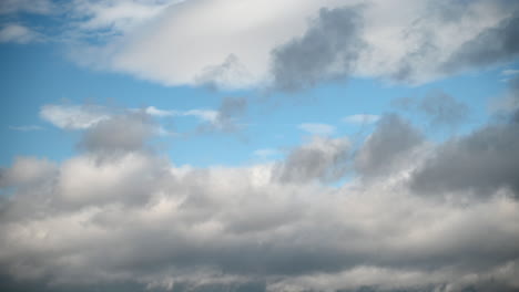 Clouds-Moving-in-the-Sky