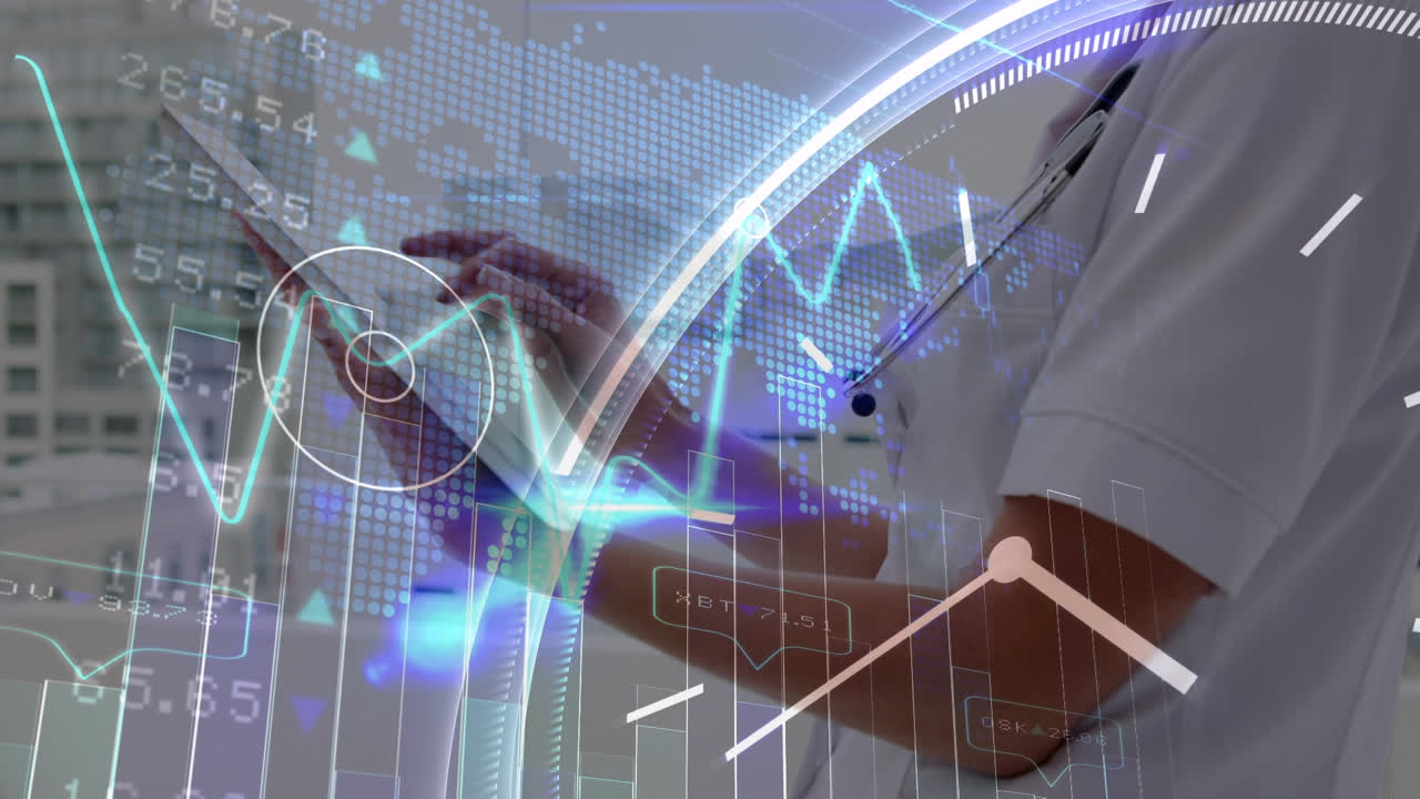 데이터 프로세싱 및 클록 오버 카우카시안 여성 의사가 태블릿을 사용합니다.