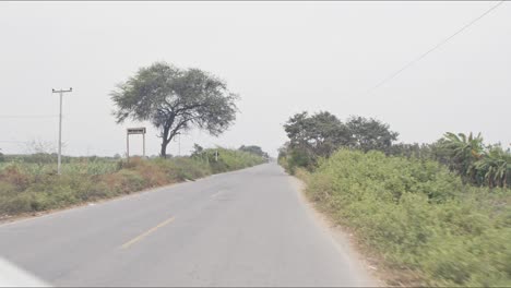 Advancing-on-highway---Jaen-Cajamaca,-Peru--4k