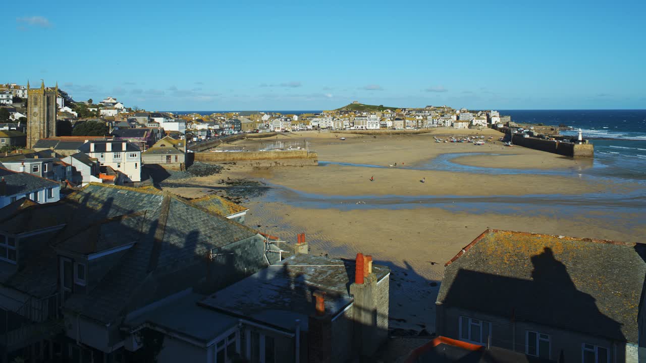 Cornwall, Birleşik Krallık'taki St Ives limanı manzarası.