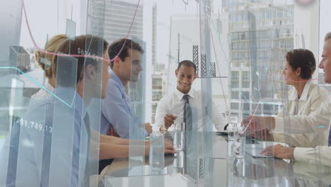 gente de negocios discutiendo en una oficina y gráficos 4k