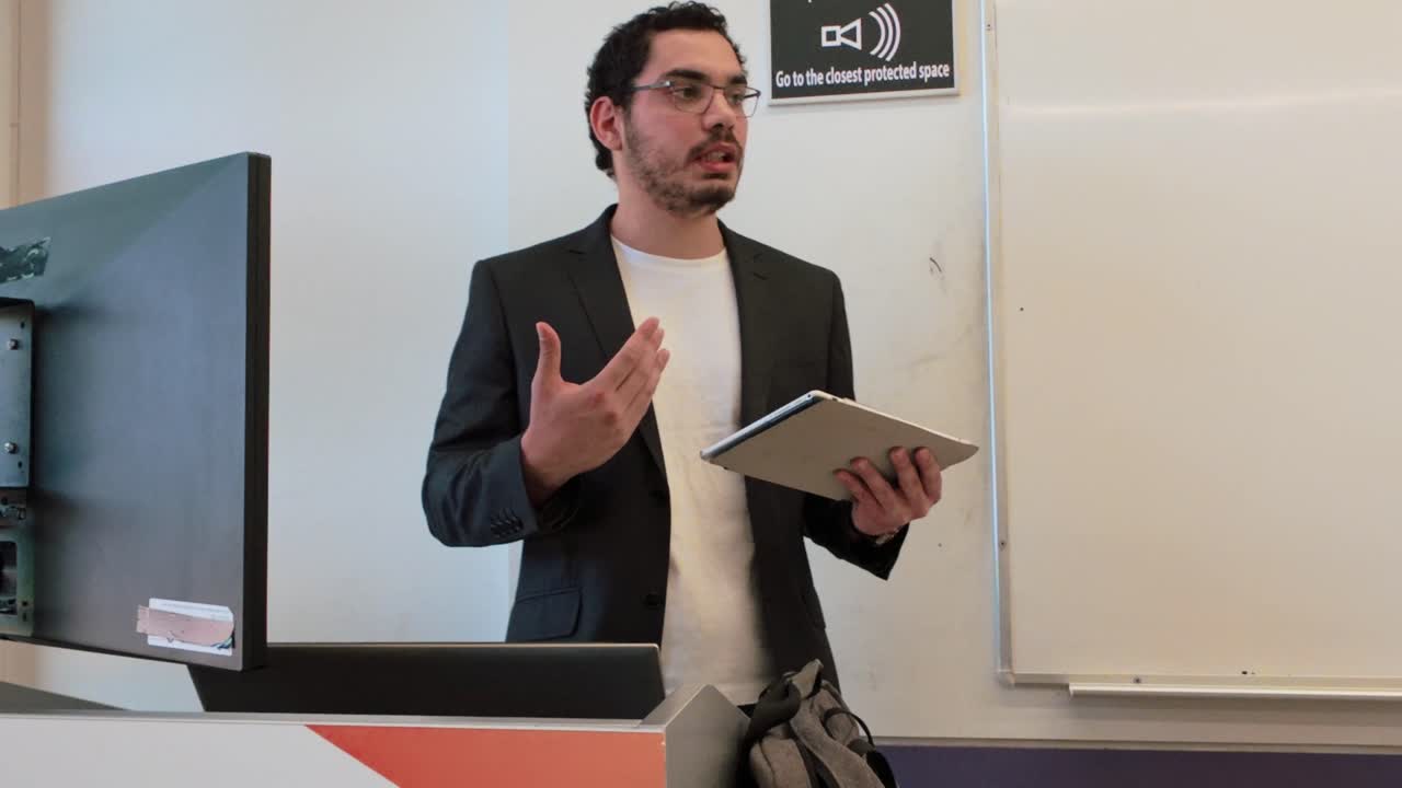 Modern Classroom: Speaker with Interactive Tablet