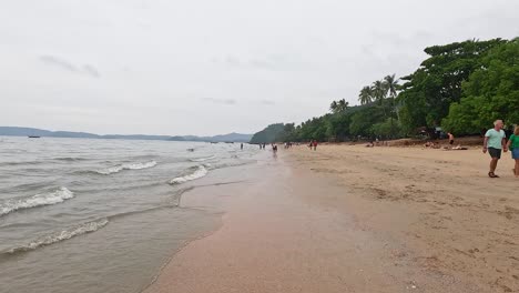 beach scene with people