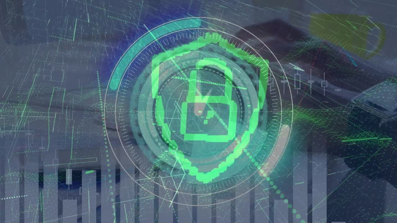 animación de escaneo de alcance y icono de candado sobre las manos escribiendo en el teclado
