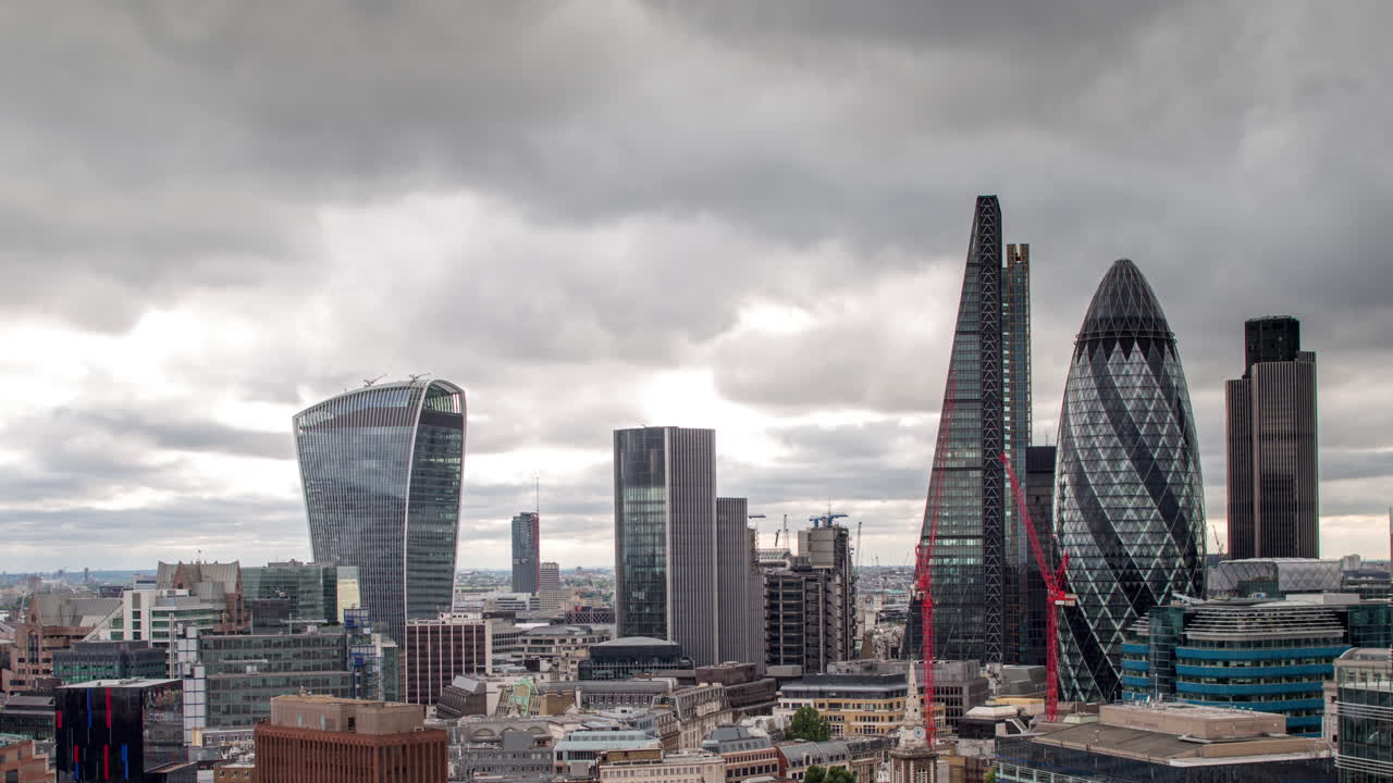 런던 알드위치 뷰 무디 4k 00