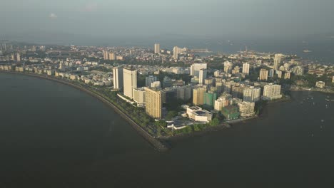 punto nariman aéreo, rascacielos de hoteles en la península de mumbai, india