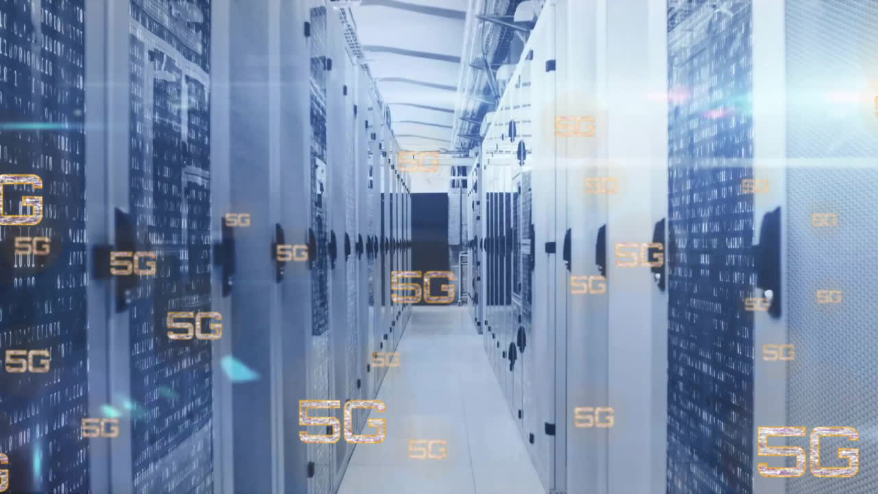 animazione di testo 5g e elaborazione dei dati su server informatici.