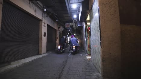 marrakesh alleyway pov