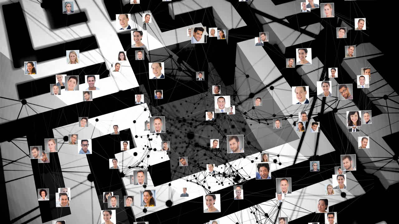 animación de la red de conexiones con fotos y procesamiento de datos sobre laberinto