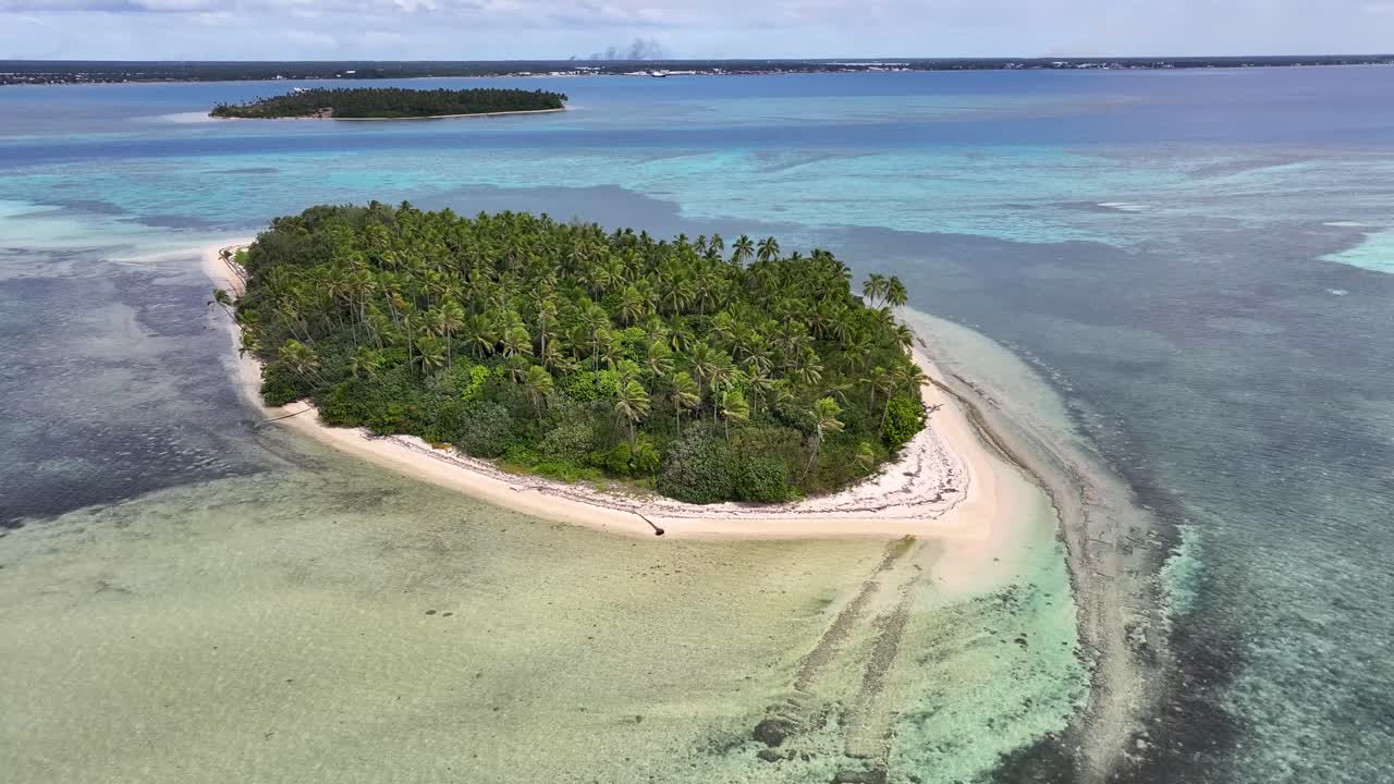 Small tropical island and Tonga scenic coastal. Exotic tropical travel destination, Pacific Ocean.