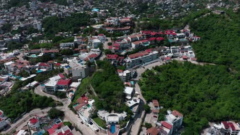 Panorámica-Ultra-Gran-Angular-Revela-Toma-De-La-Ciudad-De-Acapulco-En-México-En-El-Día