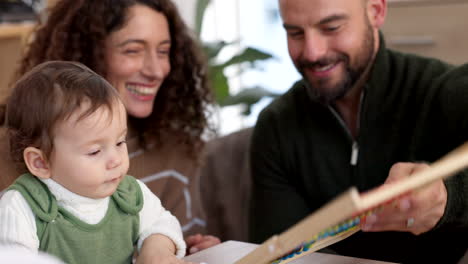 educación, padres y niños aprendiendo matemáticas