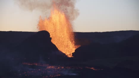 iceland volcano powerful eruption heat waves 2021