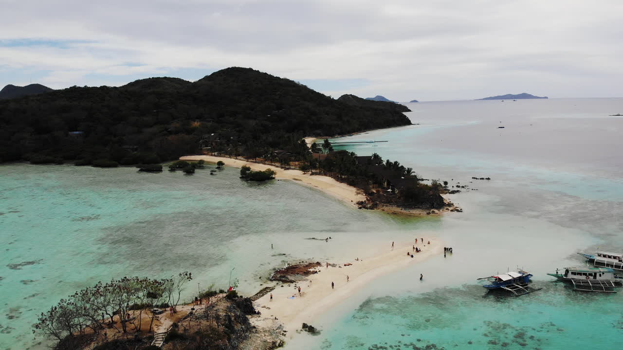 필리핀-13 불로그 도스 섬의 열대 해변 조감도