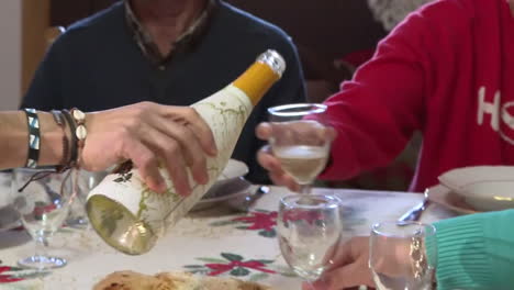 cena de navidad en familia