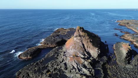 Drove-flight-over-the-rugged-landscape-of-Phillip-Island-in-Victoria,-Australia