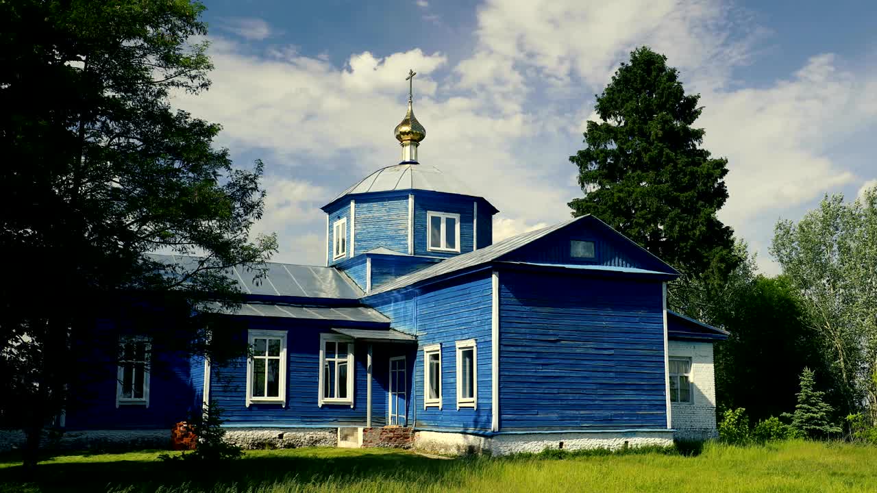 골로빈츠, 고멜 구, 고멜 지역, 벨라루스, 성 동정녀 보호의 오래된 목조 정교회 교회, 은 여름 날의 중재 교회