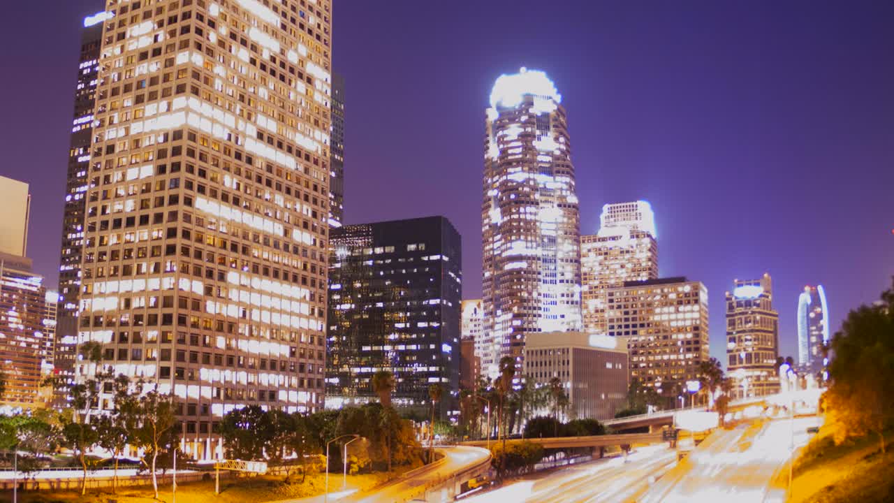 로스앤젤레스 다운타운의 아름다운 저속 촬영 1