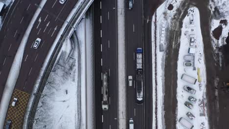 Imágenes-Aéreas-De-4k-Sobre-La-Carretera-En-Gotemburgo,-Suecia