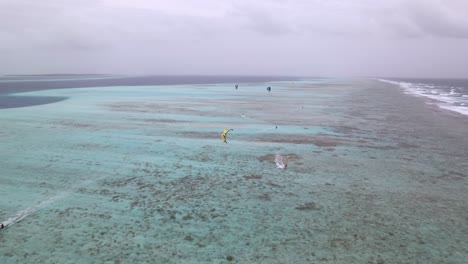 Kite-Surfers-At-East-Barrier-Sebastopol-Los-Roques,-Venezuela