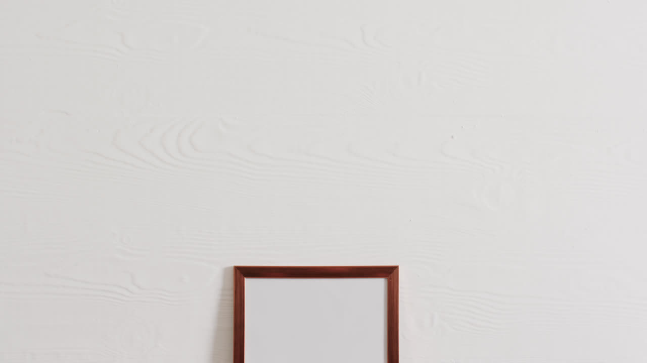 ⁇  배경 과  ⁇  벽 에 복사 공간 이 있는 나무 프레임