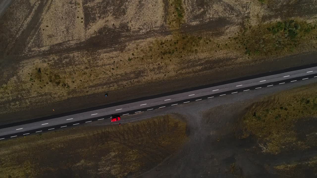 아이슬란드의 풍경과 고속도로, 드론으로 찍은