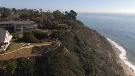 Increíble-Casa-En-Una-Colina-En-Santa-Barbara-California,-Propiedad-De-Lujo-Perfecta-Para-Alquiler-Vacacional