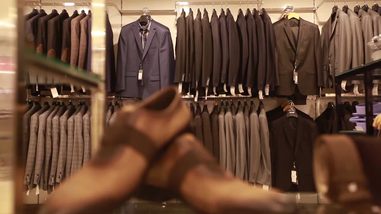 슬라이더 1 을 가진 남자 신발 을 구입 하는 것